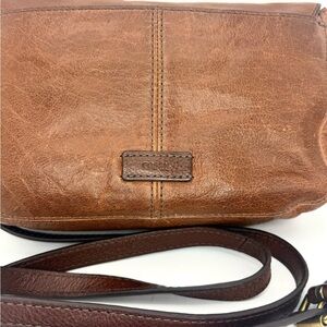 VTG Fossil Brown Leather Crossbody Bag Adjustable Strap Classic